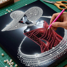 Lade das Bild in den Galerie-Viewer, Lady-Partial Pearl Painting mit Rahmen -30x30cm