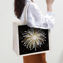 Lade das Bild in den Galerie-Viewer, Goldenes Mandala - Diamant-Umhängetasche mit Kette