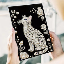 Lade das Bild in den Galerie-Viewer, Blumen und Katze - DIY Diamant Painting Notizbuch 50 Seiten