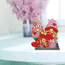 Lade das Bild in den Galerie-Viewer, Zwerg einseitig gebohrt Diamant-Desktop-Ornament aus Holz