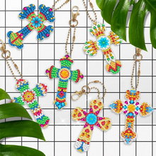 Lade das Bild in den Galerie-Viewer, 6 x doppelseitiger Kreuz-Schlüsselanhänger