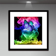 Lade das Bild in den Galerie-Viewer, Bunte Schmetterling - teilweise quadratischen Diamanten - 30x30cm