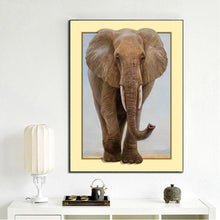 Lade das Bild in den Galerie-Viewer, Elefant - voller runder Diamant - 35x45cm