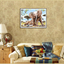 Lade das Bild in den Galerie-Viewer, Giraffe Elefant - voller runder Diamant - 30x35cm
