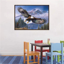 Lade das Bild in den Galerie-Viewer, Fliegender Adler - voller runder Diamant - 40x30cm