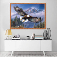 Lade das Bild in den Galerie-Viewer, Fliegender Adler - voller runder Diamant - 40x30cm