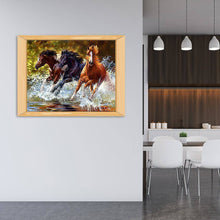 Lade das Bild in den Galerie-Viewer, Pferd - voller runder Diamant - 30x25cm