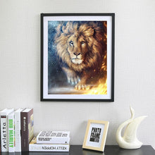 Lade das Bild in den Galerie-Viewer, Flammenlöwe - voller runder Diamant - 40x30cm