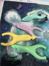 Lade das Bild in den Galerie-Viewer, Ergonomie geformt Diamond Painting Stift