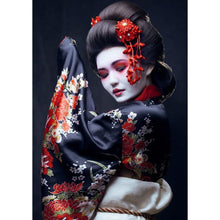 Lade das Bild in den Galerie-Viewer, Geisha - runder runder Diamant - 30x40cm