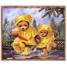 Lade das Bild in den Galerie-Viewer, Bär - voller runder Diamant - 35x30cm