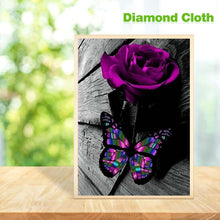Lade das Bild in den Galerie-Viewer, Schmetterling rose - voller runder Diamant - 30x40cm
