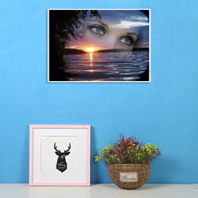 Lade das Bild in den Galerie-Viewer, Augen Meer - volle Diamant-Malerei - 40x30cm