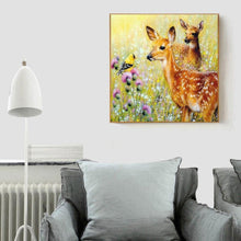 Lade das Bild in den Galerie-Viewer, Grashirsch - voller runder Diamant - 30x30cm