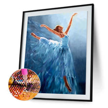 Lade das Bild in den Galerie-Viewer, Mädchen - voller runder Diamant - 30x40cm