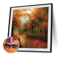 Lade das Bild in den Galerie-Viewer, Herbst Ahorn Landschaft - voller Runder Diamant - 30x30cm