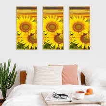 Lade das Bild in den Galerie-Viewer, Sonnenblume 3 Panel - voller runder Diamant - 45x70cm