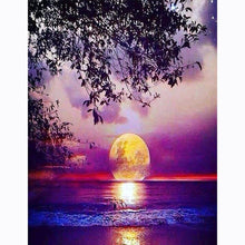 Lade das Bild in den Galerie-Viewer, Fantasy Mondbaum - voller quadratischer Diamant - 40x50cm