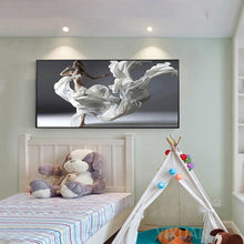 Lade das Bild in den Galerie-Viewer, Schönheit - voller runder Diamant - 85x45cm