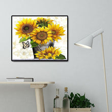 Lade das Bild in den Galerie-Viewer, Sonnenblume - teilweise quadratischer Diamant - 50x40cm
