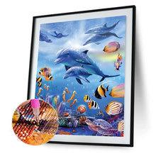 Lade das Bild in den Galerie-Viewer, Kreuz-Ctitch Delphin - voller quadratischer Diamant - 40x50cm
