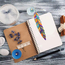 Lade das Bild in den Galerie-Viewer, DIY-Diamond-Painting-Feder-Lesezeichen