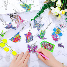 Lade das Bild in den Galerie-Viewer, 8-teiliger Kolibri- und Schmetterlings-Doppelseiten-Schlüsselanhänger
