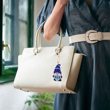 Lade das Bild in den Galerie-Viewer, 12 x doppelseitiger Weihnachtsmann-Schlüsselanhänger