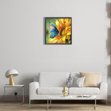 Lade das Bild in den Galerie-Viewer, Sonnenblumen Butterfly-Volle Diamond Painting-30x30cm
