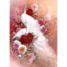 Lade das Bild in den Galerie-Viewer, Weißer Pfau - voller quadratischer Diamant - 30x40cm