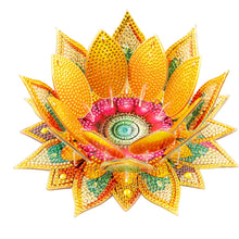Lade das Bild in den Galerie-Viewer, Lila Lotos-A - Diamant-Kerzenhalter - Diamant-Tischornament
