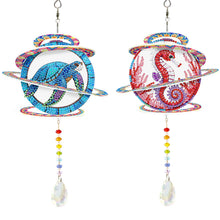 Lade das Bild in den Galerie-Viewer, 2 Stk./Set Kolibris und Schmetterlinge - Sonnenfänger Fensterhänger Diamant-Windspiel
