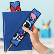 Lade das Bild in den Galerie-Viewer, Stitch-Diamond Bookmark
