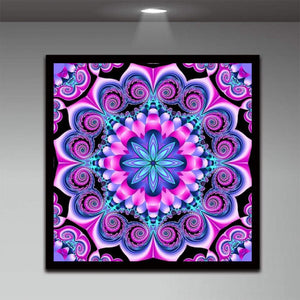 Geometrische Blume - voller runder Diamant - 30x30cm