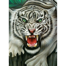 Lade das Bild in den Galerie-Viewer, Heftiger Tiger - volle Diamant-Malerei - 30x40cm
