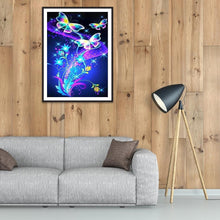 Lade das Bild in den Galerie-Viewer, Schmetterling - volle Diamant-Malerei - 40x30cm
