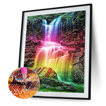 Lade das Bild in den Galerie-Viewer, Kreuz-Ctitch Wasserfall - voller quadratischer Diamant - 40x50cm
