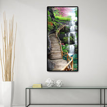 Lade das Bild in den Galerie-Viewer, Wasserfall-Trestle - voller runder Diamant -
