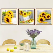 Lade das Bild in den Galerie-Viewer, Sonnenblume - voller runder Diamant - 105x35cm
